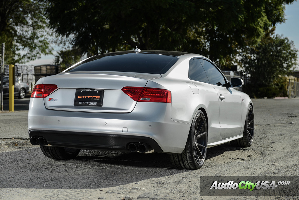photo 9 Audi S5 custom wheels Stance SF01 20x10.5, ET , tire size 275/30 R20. x ET 