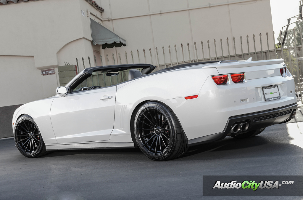 photo 3 Chevrolet Camaro custom wheels Varro VD 09 20x10.0, ET , tire size 285/35 R20. 20x11.0 ET 305/35 R20