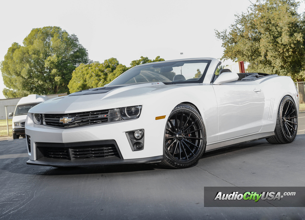 photo 5 Chevrolet Camaro custom wheels Varro VD 09 20x10.0, ET , tire size 285/35 R20. 20x11.0 ET 305/35 R20