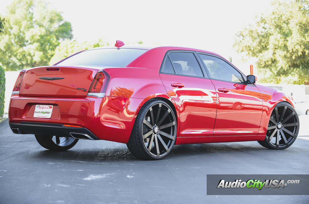 photo 2 Chrysler 300 custom wheels Velocity VW 12 24x9.5, ET , tire size 275/25 R24. x ET 