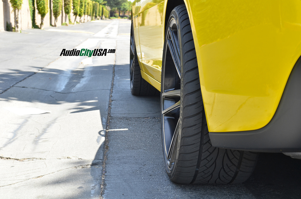 photo 5 Chevrolet Camaro custom wheels Koko Kuture Massa 5 22x9.0, ET , tire size 265/30 R22. 22x10.5 ET 295/25 R22