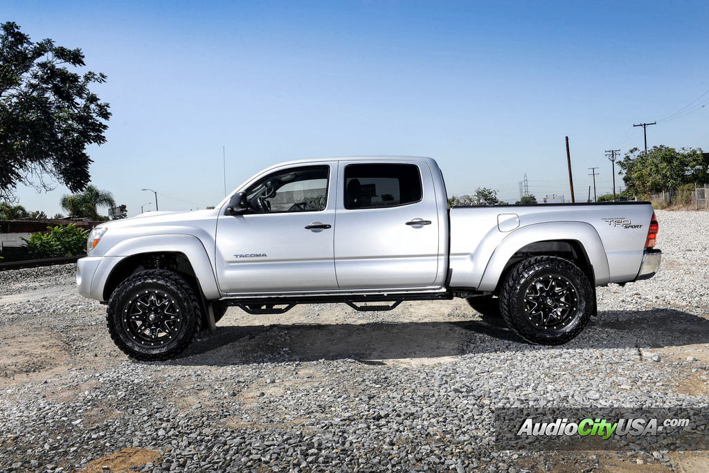 photo 3 Toyota Tacoma custom wheels Fue Lethal D567 18x9.0, ET , tire size 285/65 R18. x ET 