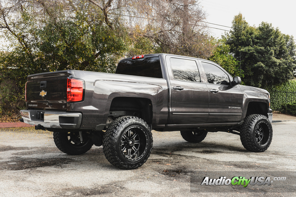 photo 2 Chevrolet Silverado 2500HD custom wheels Red Dirt Road RD01 20x12.0, ET , tire size 315/60 R20. x ET 