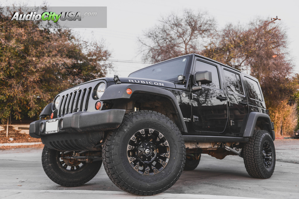 photo 4 Jeep Wrangler custom wheels Fuel Vapor D560 17x9.0, ET , tire size 315/70 R17. x ET 