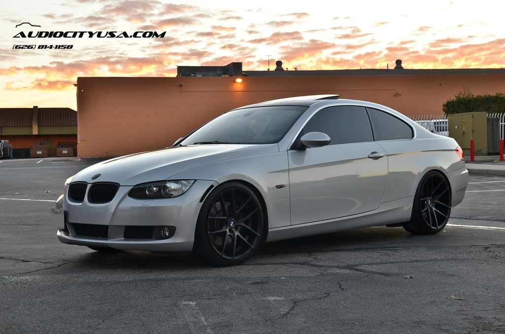photo 6 BMW 335 custom wheels Niche Targa M130 20x8.5, ET , tire size 225/35 R20. 20x10.5 ET 255/30 R20