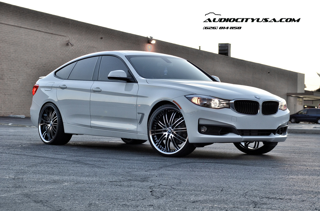 photo 3 BMW 328 Gran Turismo custom wheels XIX X23 22x, ET , tire size X R22. 22x10.0 ET 