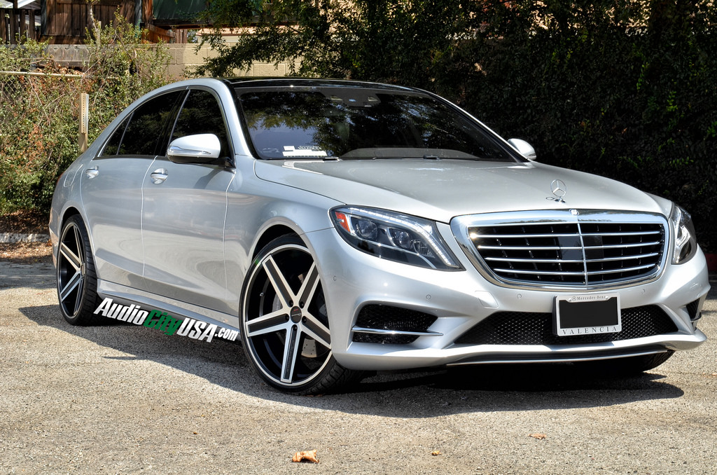 photo 7 Mercedes-Benz S-Class custom wheels Giovanna Dramuno 5 22x9.0, ET , tire size 245/30 R22. 22x10.5 ET 295/25 R22