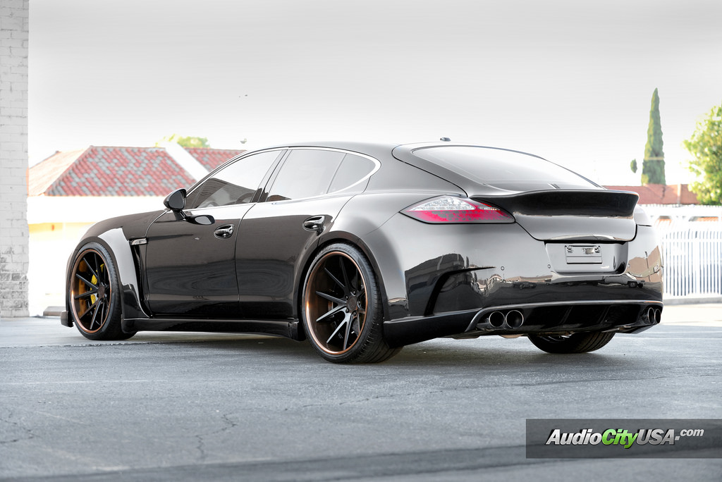 photo 3 Porsche Panamera custom wheels Rennen Forged R 55 22x10.5, ET , tire size 285/30 R22. 22x13.0 ET 335/25 R22