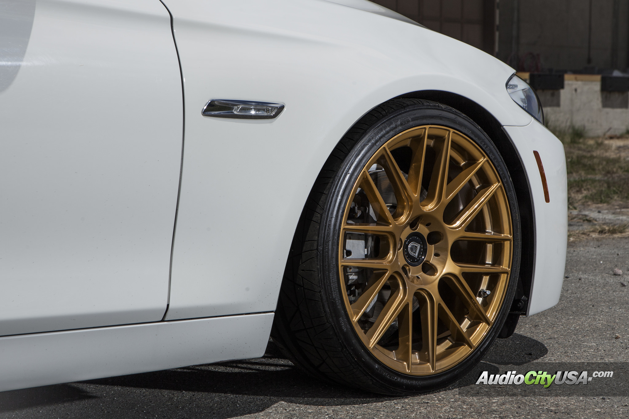 photo 4 BMW 550 custom wheels Lexani CSS 8 20x, ET , tire size X R20. x ET