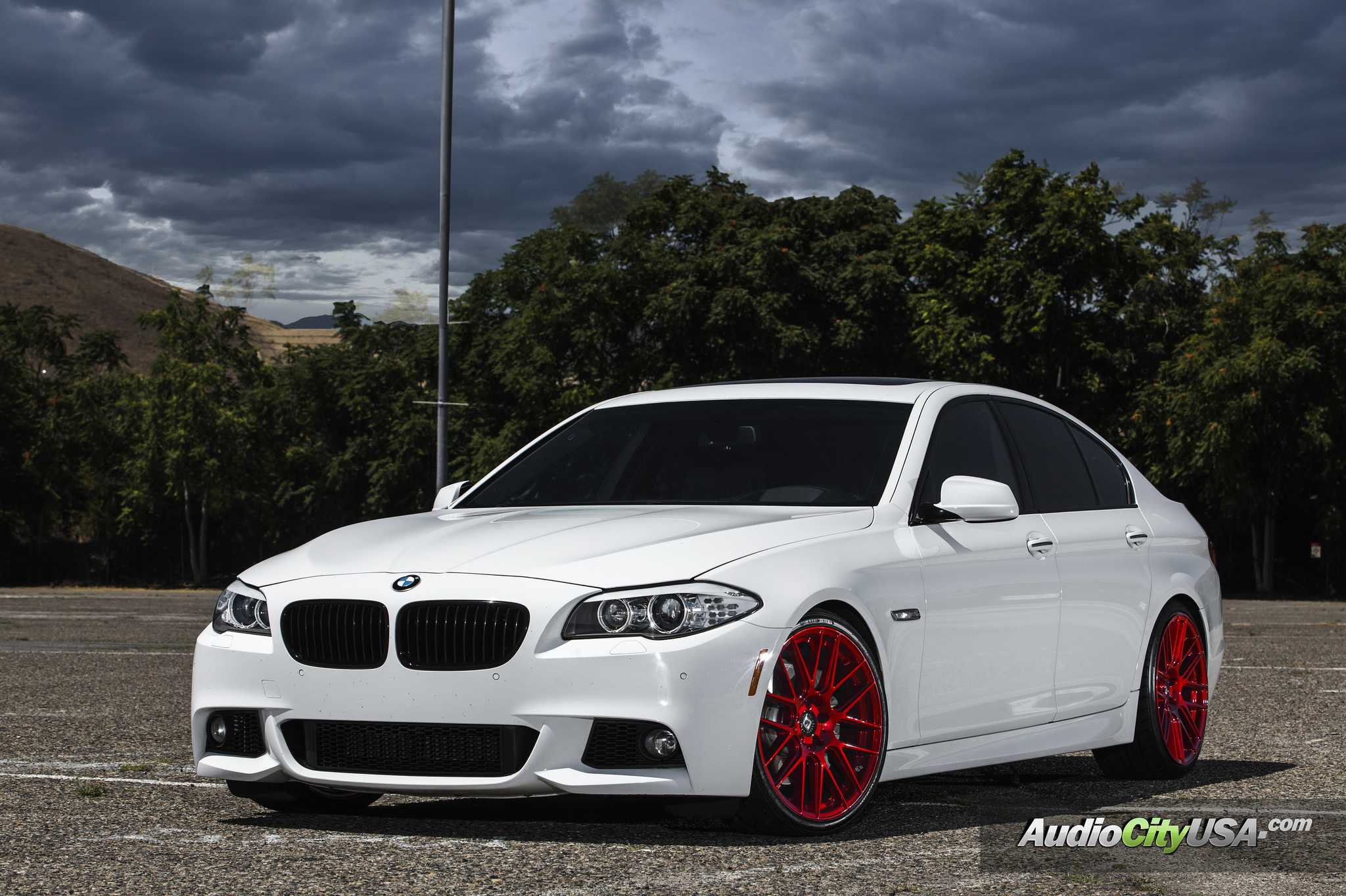 photo 3 BMW 550 custom wheels Lexani CSS 8 20x, ET , tire size X R20. x ET