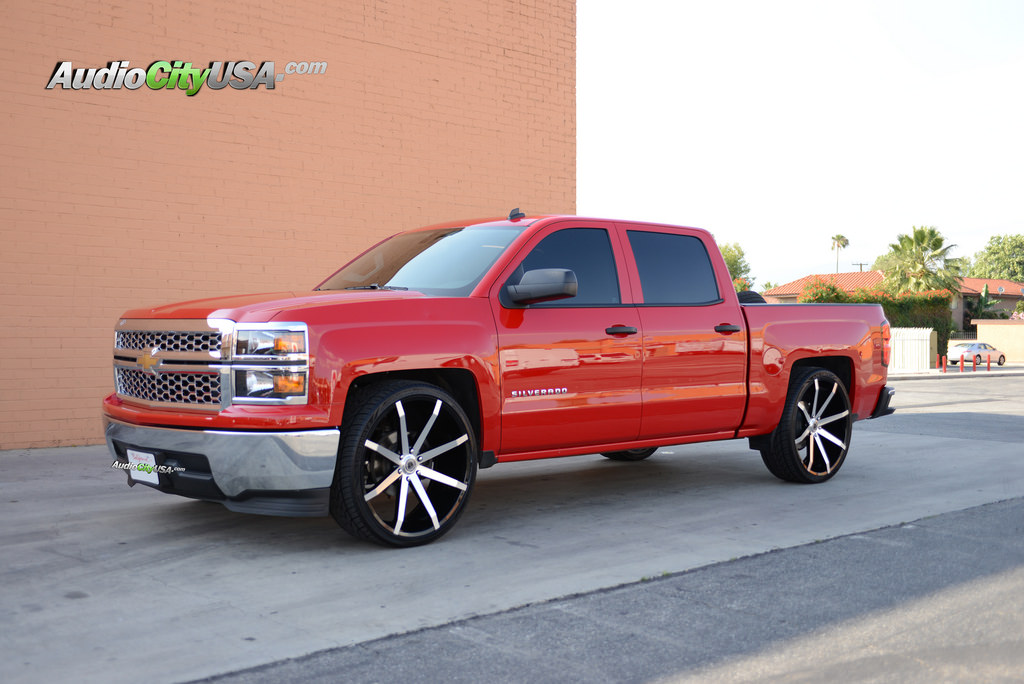 photo 2 Chevrolet Silverado 2500HD custom wheels Borghini B 29 26x10.0, ET , tire size 295/30 R26. x ET 