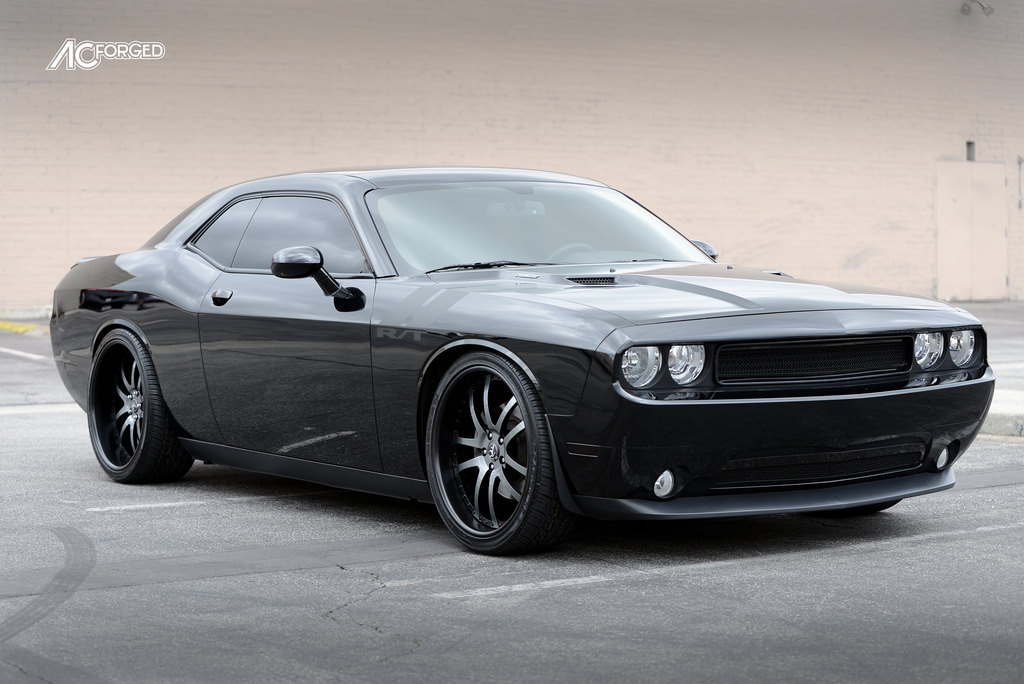 photo 8 Dodge Challenger custom wheels AC 312 22x9.0, ET , tire size 265/35 R22. 22x10.5 ET 295/30 R22