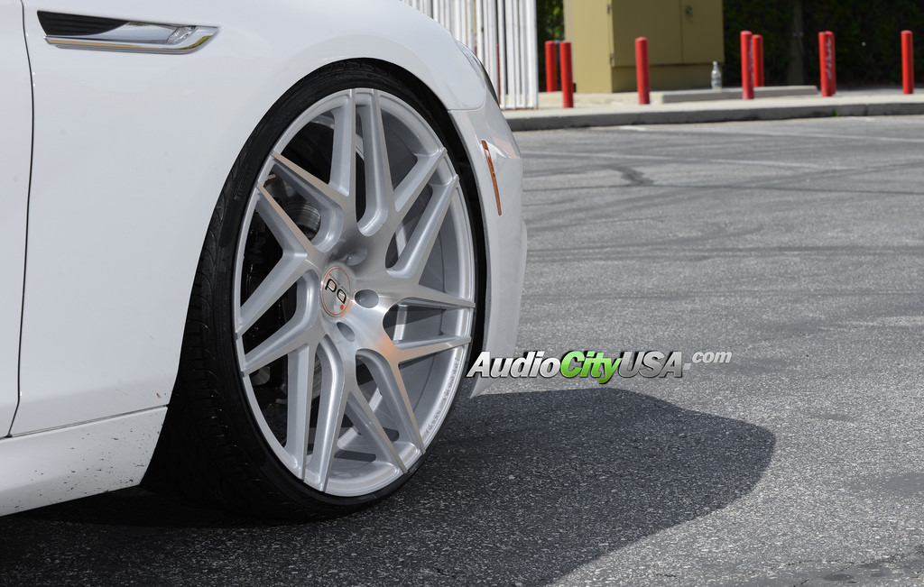 photo 3 BMW 650 custom wheels Blaque Diamond BD 3 22x9.0, ET , tire size 235/35 R22. 22x10.5 ET 285/25 R22