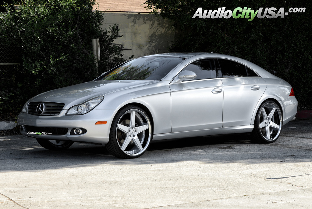 photo 2 Mercedes-Benz CLS-Class custom wheels Azad A0008 22x9.0, ET , tire size 225/30 R22. 22x10.5 ET 275/25 R22
