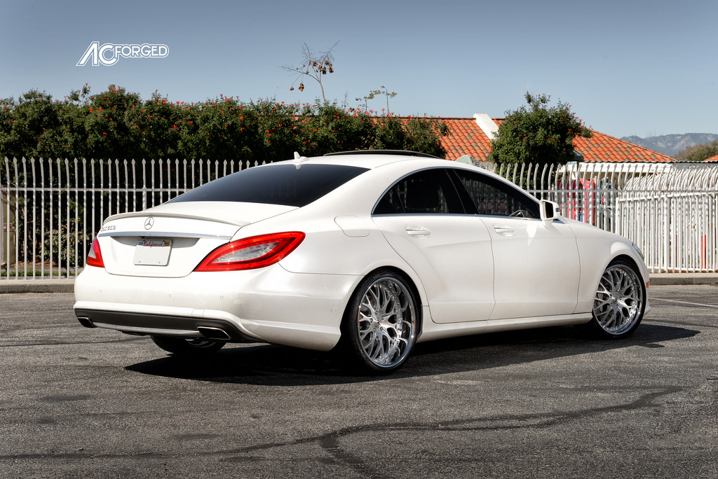 photo 6 Mercedes-Benz CLS-Class custom wheels AC 313 20x9.0, ET , tire size 255/30 R20. 20x11.0 ET 295/25 R20