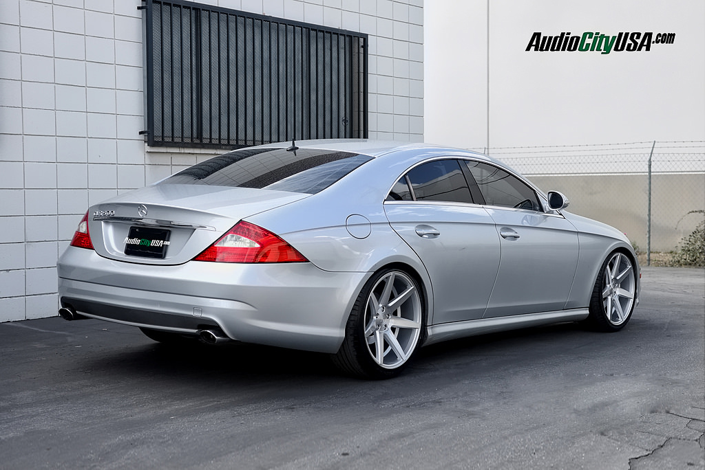 photo 3 Mercedes-Benz CLS-Class custom wheels Rennen CRL 70 20x8.5, ET , tire size 255/30 R20. 20x10.0 ET 285/30 R20