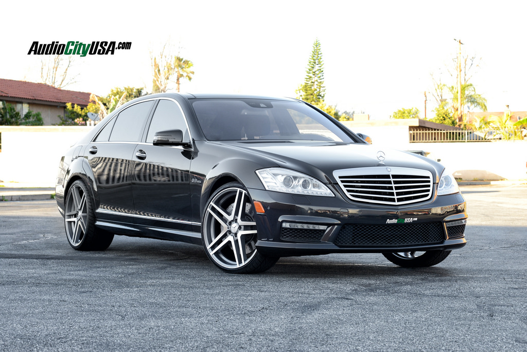 photo 4 Mercedes-Benz S-Class custom wheels Road Force RF005 22x9.0, ET , tire size 245/30 R22. 22x10.5 ET 295/25 R22