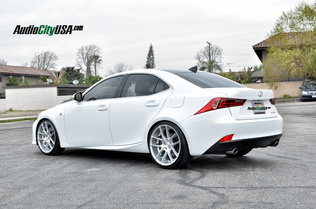 photo 2 Lexus IS 350 custom wheels Niche Targa M131 20x8.5, ET , tire size 225/35 R20. 20x10.0 ET 255/30 R20