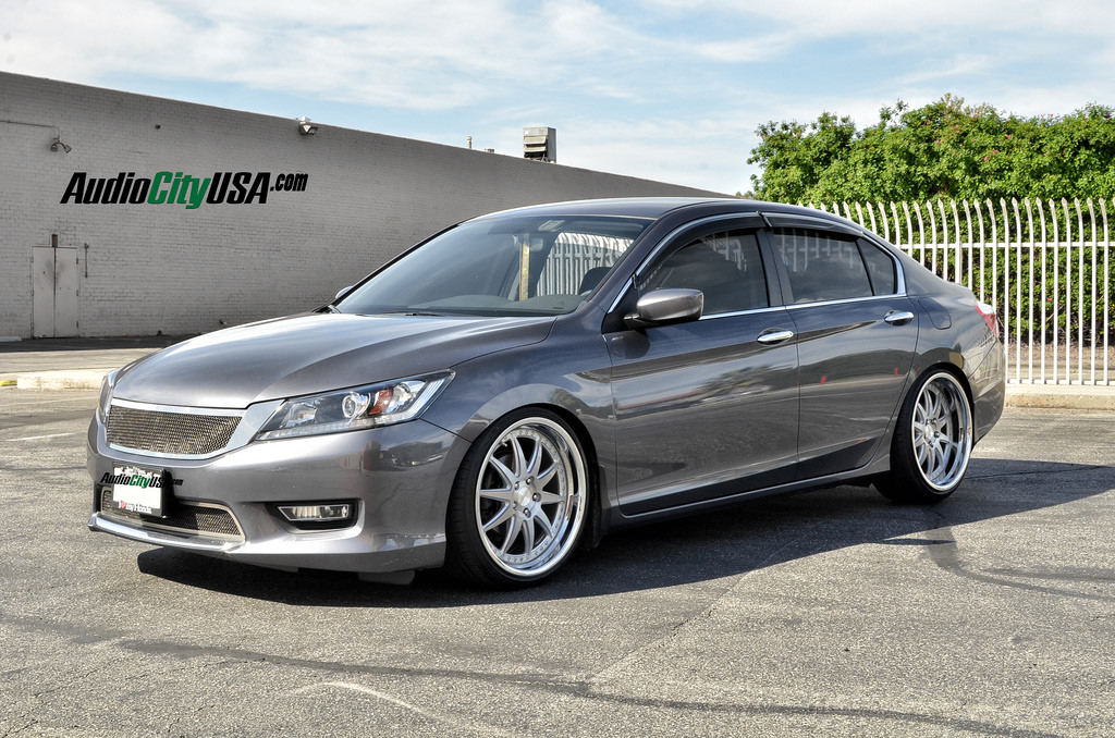 photo 2 Honda Accord custom wheels Rennen CSL 1 20x8.5, ET , tire size 225/35 R20. 20x10.0 ET 245/35 R20