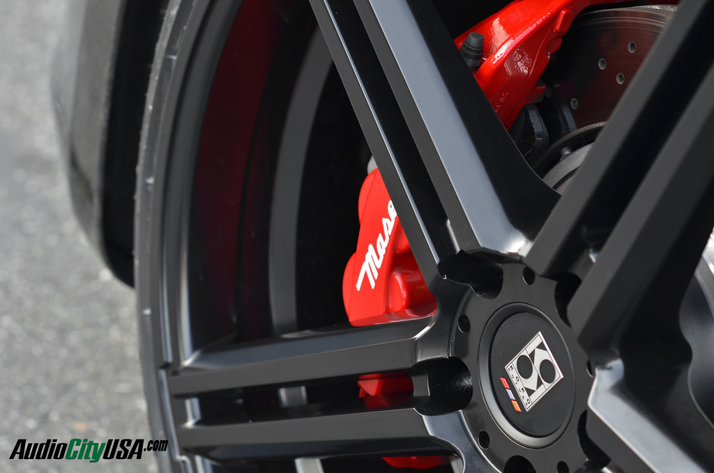 photo 2 Maserati Ghibli custom wheels Gianelle Lucca 22x9.0, ET , tire size 245/30 R22. 22x10.5 ET 295/25 R22