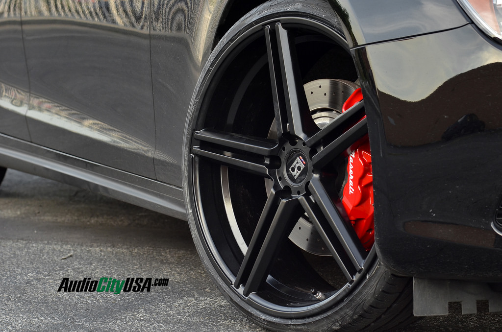 photo 1 Maserati Ghibli custom wheels Gianelle Lucca 22x9.0, ET , tire size 245/30 R22. 22x10.5 ET 295/25 R22