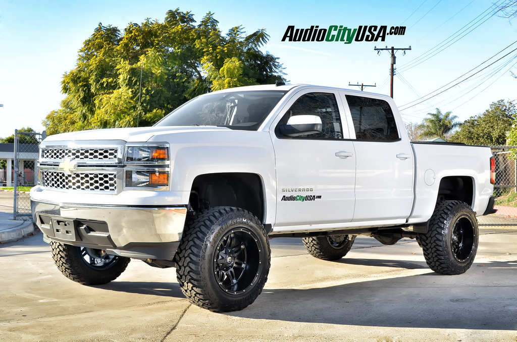 photo 2 Chevrolet Silverado 1500 custom wheels Fuel Hostage 20x12.0, ET , tire size 315/60 R20. x ET 