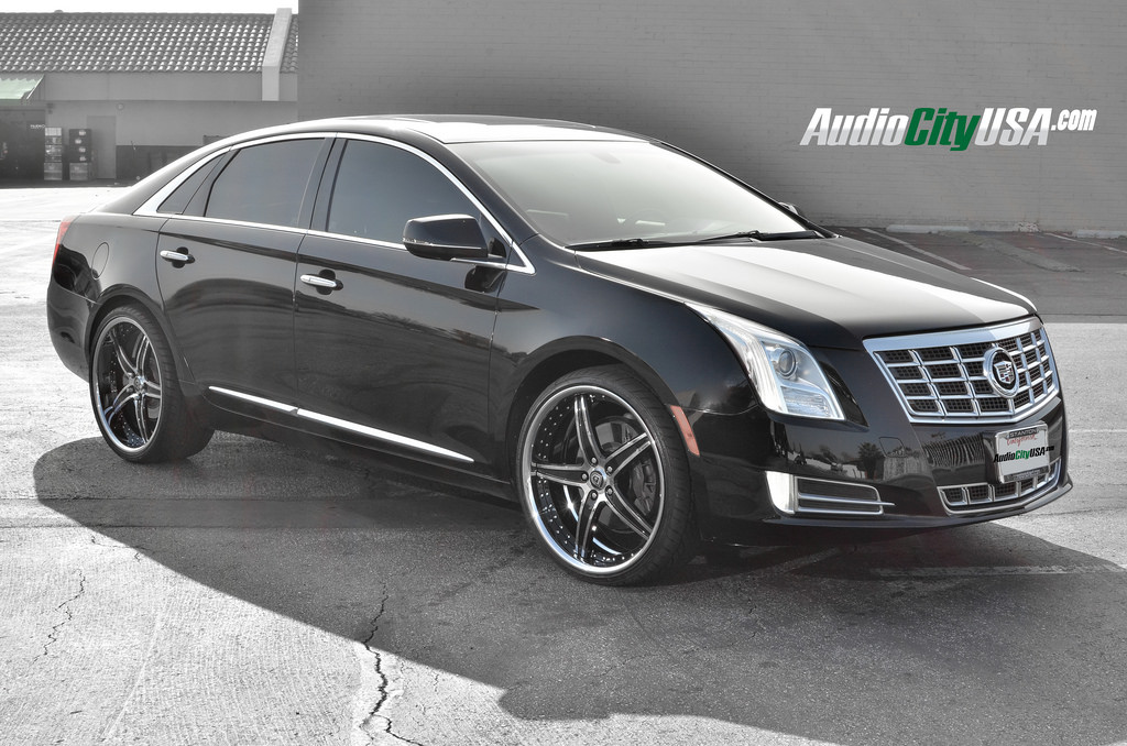 photo 2 Cadillac XTS custom wheels Lexani LF 705 22x9.0, ET , tire size 245/30 R22. 22x10.0 ET 295/25 R22
