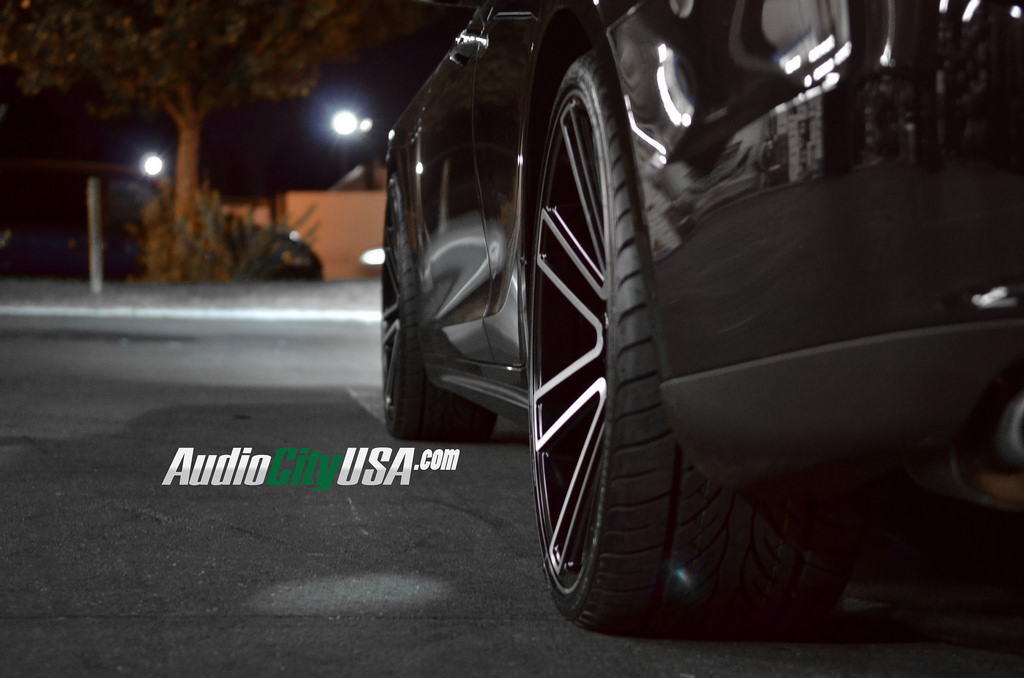 photo 5 Maserati Ghibli custom wheels Koko Kuture  Massa7 22x9.0, ET , tire size 255/30 R22. 22x10.5 ET 295/25 R22