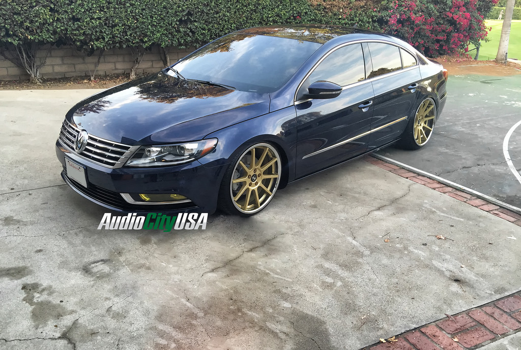 photo 2 Volkswagen CC custom wheels Gianelle Lindos Gold 20x8.5, ET , tire size 225/35 R20. 20x10.0 ET 255/30 R20