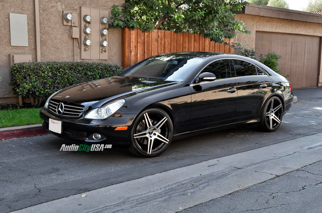 photo 3 Mercedes-Benz CLS-Class custom wheels AZAD 5120 20x9.0, ET , tire size 255/30 R20. 20x10.5 ET 305/25 R20