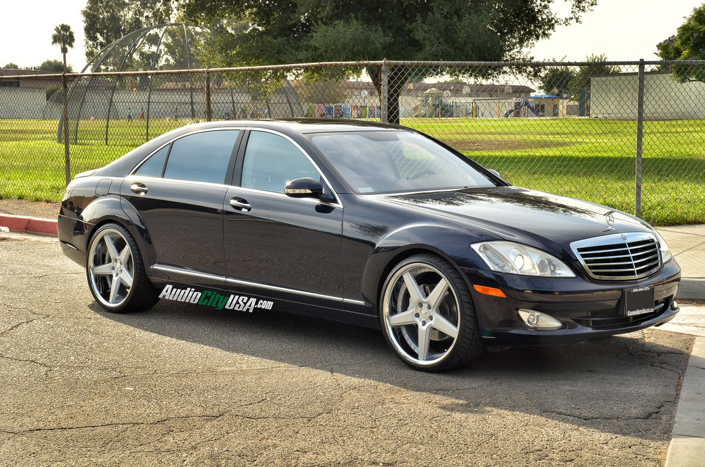 photo 2 Mercedes-Benz S-Class custom wheels AZAD A008 22x9.0, ET , tire size 245/30 R22. 22x10.5 ET 295/25 R22