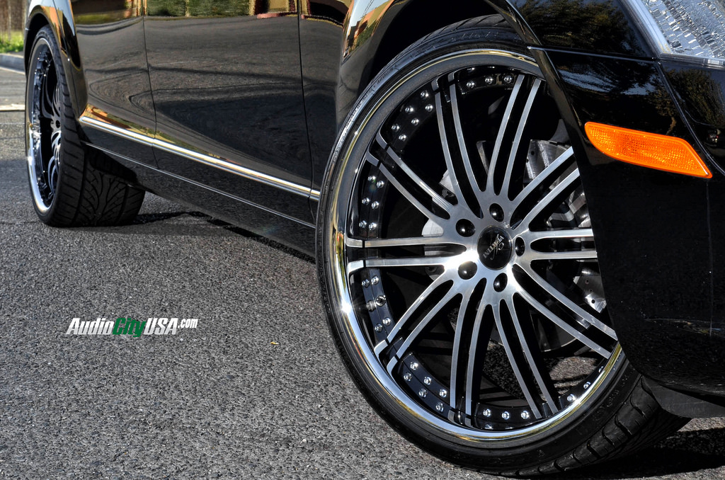 photo 4 Mercedes-Benz S-Class custom wheels Vertini Hennessey 22x9.0, ET , tire size 245/30 R22. 22x10.5 ET 295/25 R22