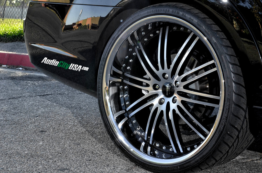 photo 1 Mercedes-Benz S-Class custom wheels Vertini Hennessey 22x9.0, ET , tire size 245/30 R22. 22x10.5 ET 295/25 R22