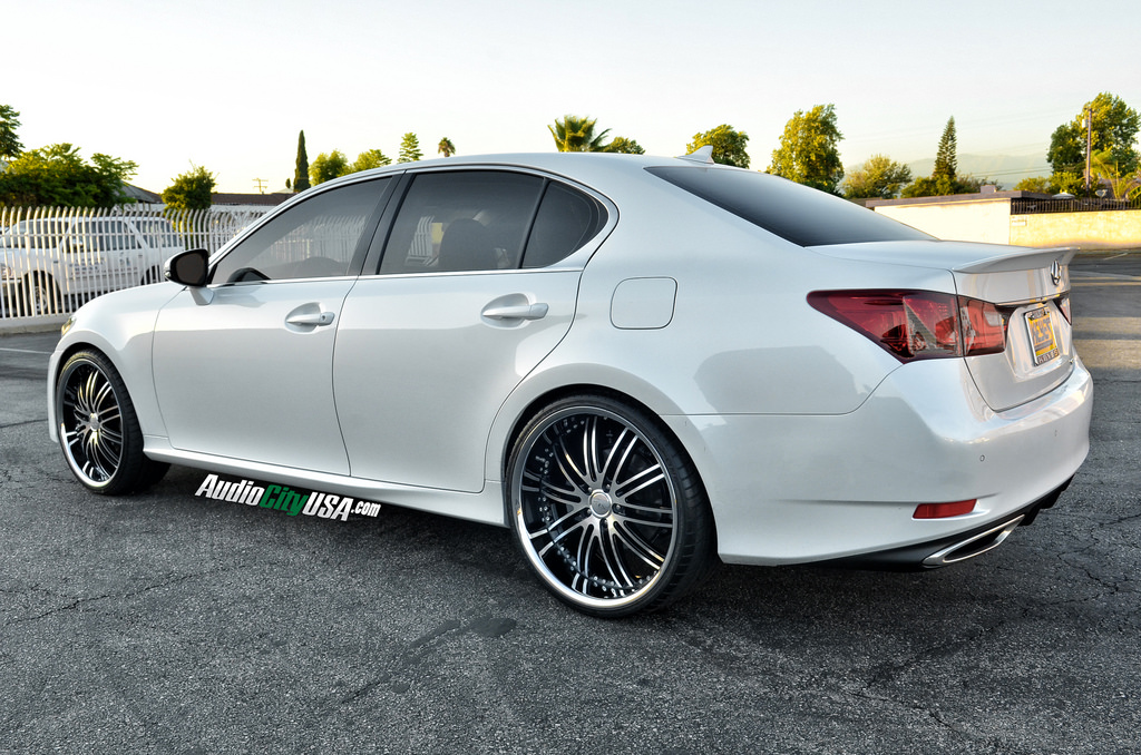 photo 5 Lexus GS 350 custom wheels XIX X 23 22x9.0, ET , tire size 235/30 R22. 22x10.5 ET 275/25 R22