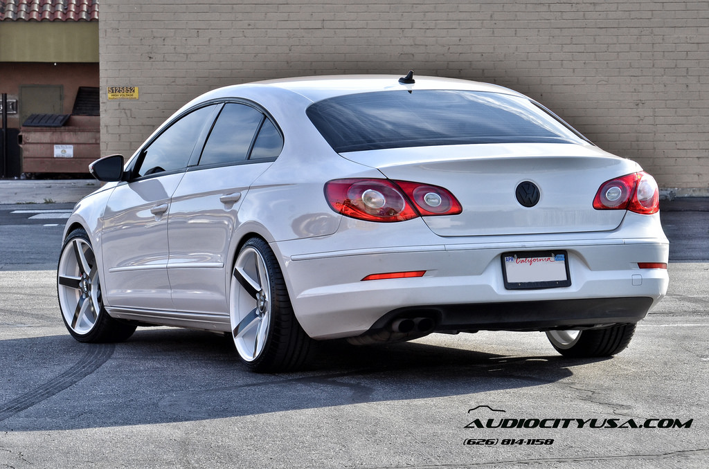 photo 2 Volkswagen CC custom wheels STR 607 19x8.5, ET , tire size 225/35 R19. 19x9.5 ET 255/30 R19