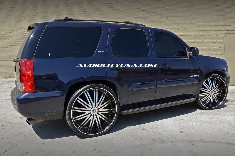 photo 3 GMC Yukon custom wheels Versante 212 28x, ET , tire size 295/25 R28. x ET