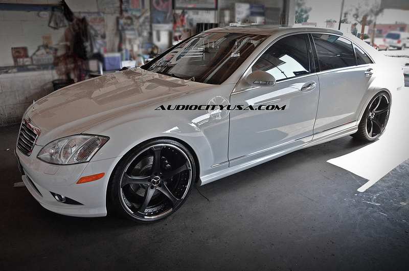 photo 2 Mercedes-Benz S-Class custom wheels GFG D 2 22x9.0, ET , tire size 245/30 R22. 22x10.5 ET 295/25 R22