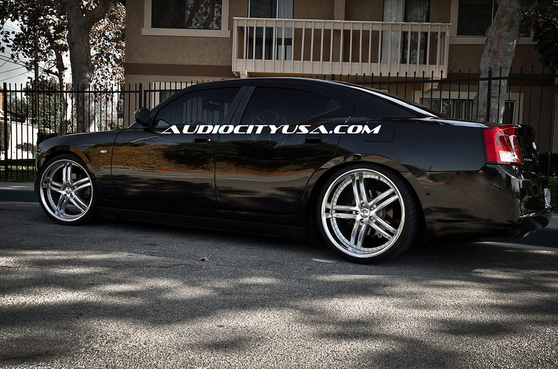 photo 2 Dodge Charger custom wheels XIX X15 22x9.0, ET , tire size 255/30 R22. 22x10.5 ET 295/25 R22