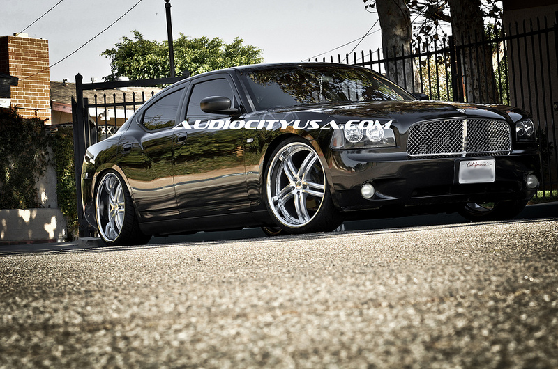 photo 5 Dodge Charger custom wheels XIX X15 22x9.0, ET , tire size 255/30 R22. 22x10.5 ET 295/25 R22