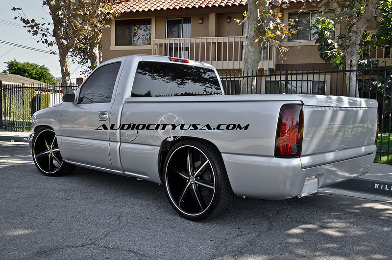photo 3 Chevrolet Silverado 1500 custom wheels U2 55 24x, ET , tire size 275/30 R24. x ET 