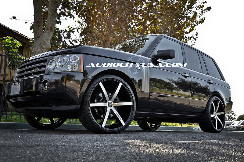 photo 4 Land Rover Range Rover custom wheels Lexani R six 24x, ET , tire size 275/30 R24. x ET 