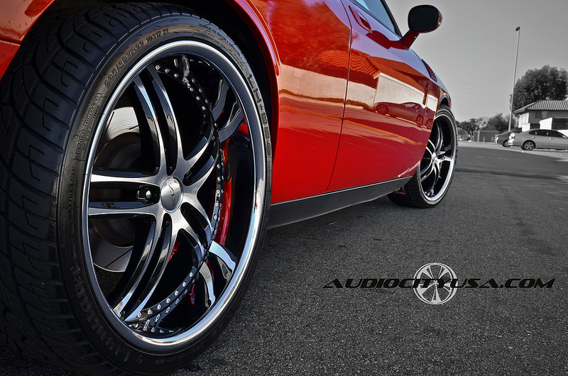 photo 1 Dodge Challenger custom wheels XIX X 15 22x9.0, ET , tire size 265/35 R22. 22x10.5 ET 295/30 R22