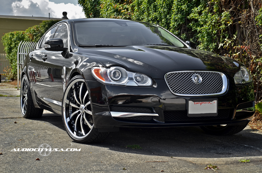 photo 6 Jaguar XF custom wheels Lexani LSS-10 22x9.0, ET , tire size 245/30 R22. x ET 