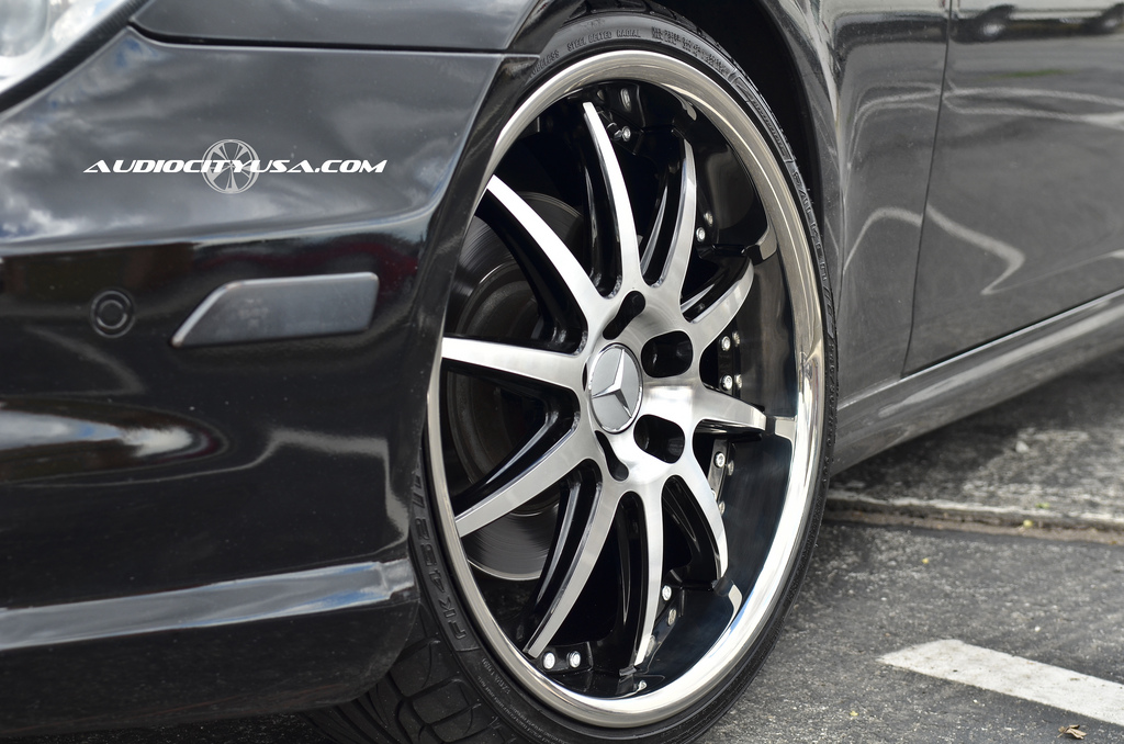 photo 1 Mercedes-Benz CLS-Class custom wheels Niche Spa M879 20x, ET , tire size 245/30 R20. x ET 275/30 R
