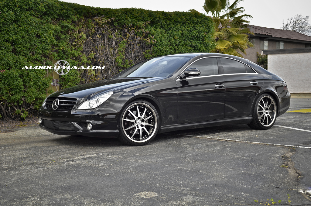 photo 4 Mercedes-Benz CLS-Class custom wheels Niche Spa M879 20x, ET , tire size 245/30 R20. x ET 275/30 R
