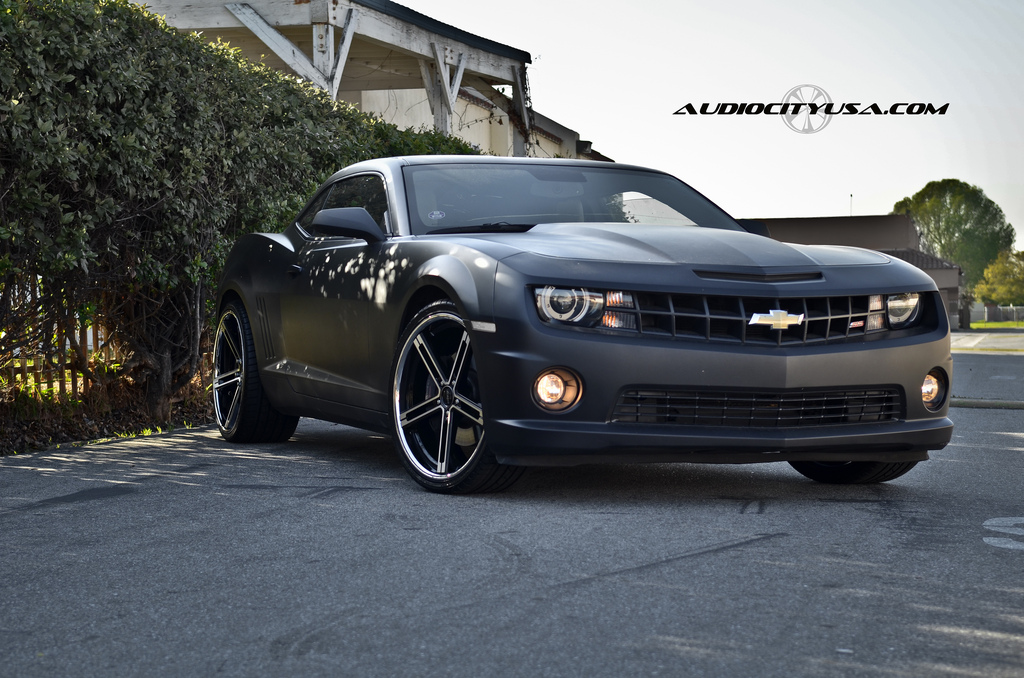 photo 3 Chevrolet Camaro custom wheels Zanetti Capri 22x9.0, ET , tire size 265/35 R22. 22x10.5 ET 295/30 R22