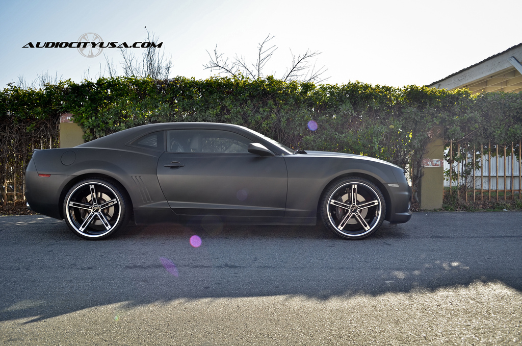photo 6 Chevrolet Camaro custom wheels Zanetti Capri 22x9.0, ET , tire size 265/35 R22. 22x10.5 ET 295/30 R22