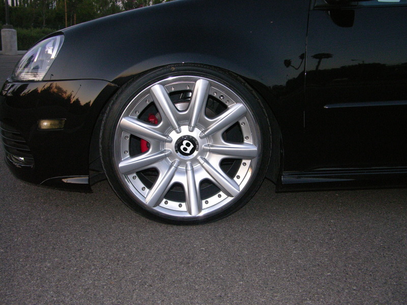photo 6 Volkswagen Rabbit custom wheels Bentley GT 2-pc 19x9.0, ET +41, tire size 225/35 R19. x ET 