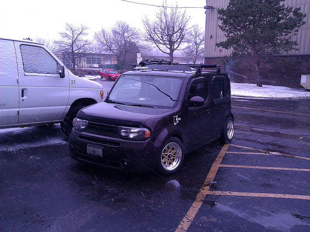 photo 2 Nissan Cube custom wheels Work Equip 03 15x7.0, ET +10, tire size 185/65 R15. 15x8.0 ET+7 195/60 R15