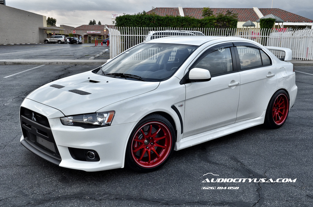 photo 8 Mitsubishi Lancer Evolution custom wheels Volk Racing CE28RT 18x10.5, ET , tire size 275/35 R18. x ET